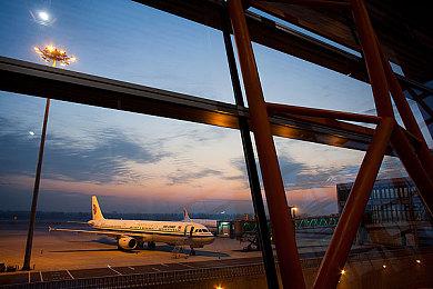 新作《EA Sports大学橄榄球24》即将正式公布